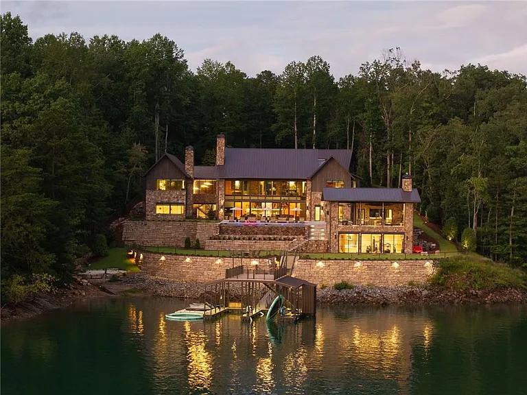 725 Rocky Point Dr — Photo 12