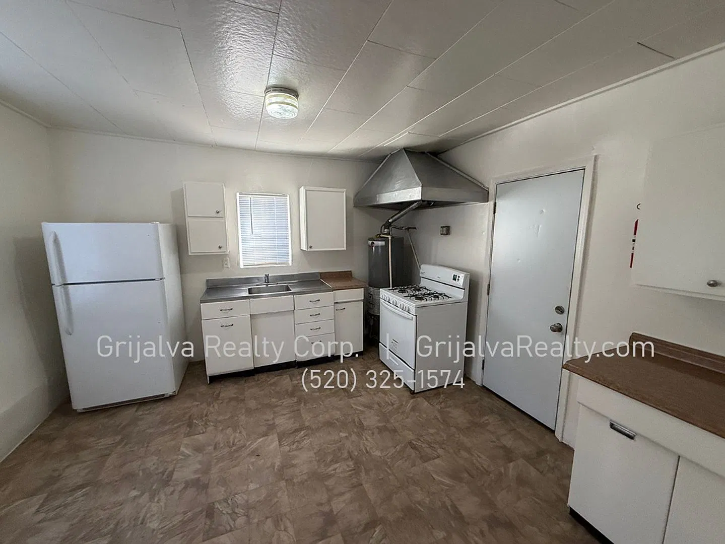 Unique 1 Bedroom House For Rent * Move-In Special! * (St. Mary'S/Grande) — Photo 4