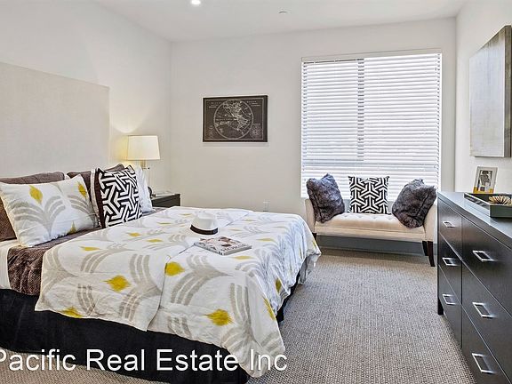 4th image of 3737 S Bentley Ave APT 503
