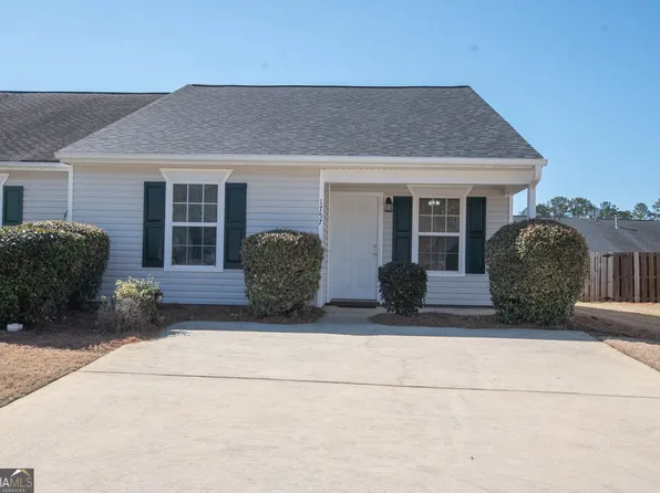 1757 Summerwoods Ln, Griffin, GA 30224
