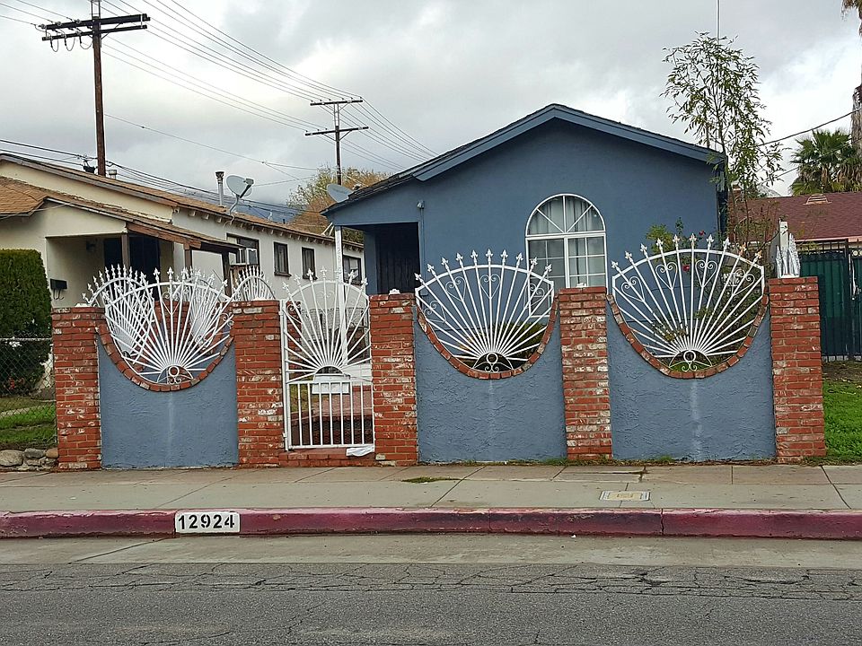 1st image of 12924 Borden Ave
