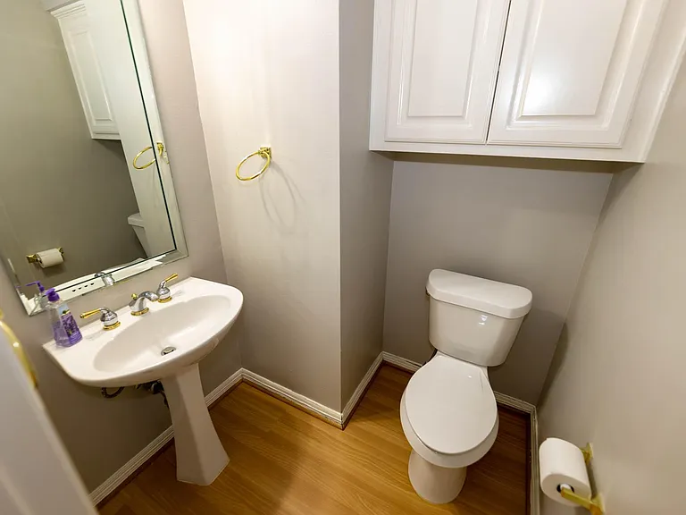 2435 Thorndon Park Ct — Photo 29