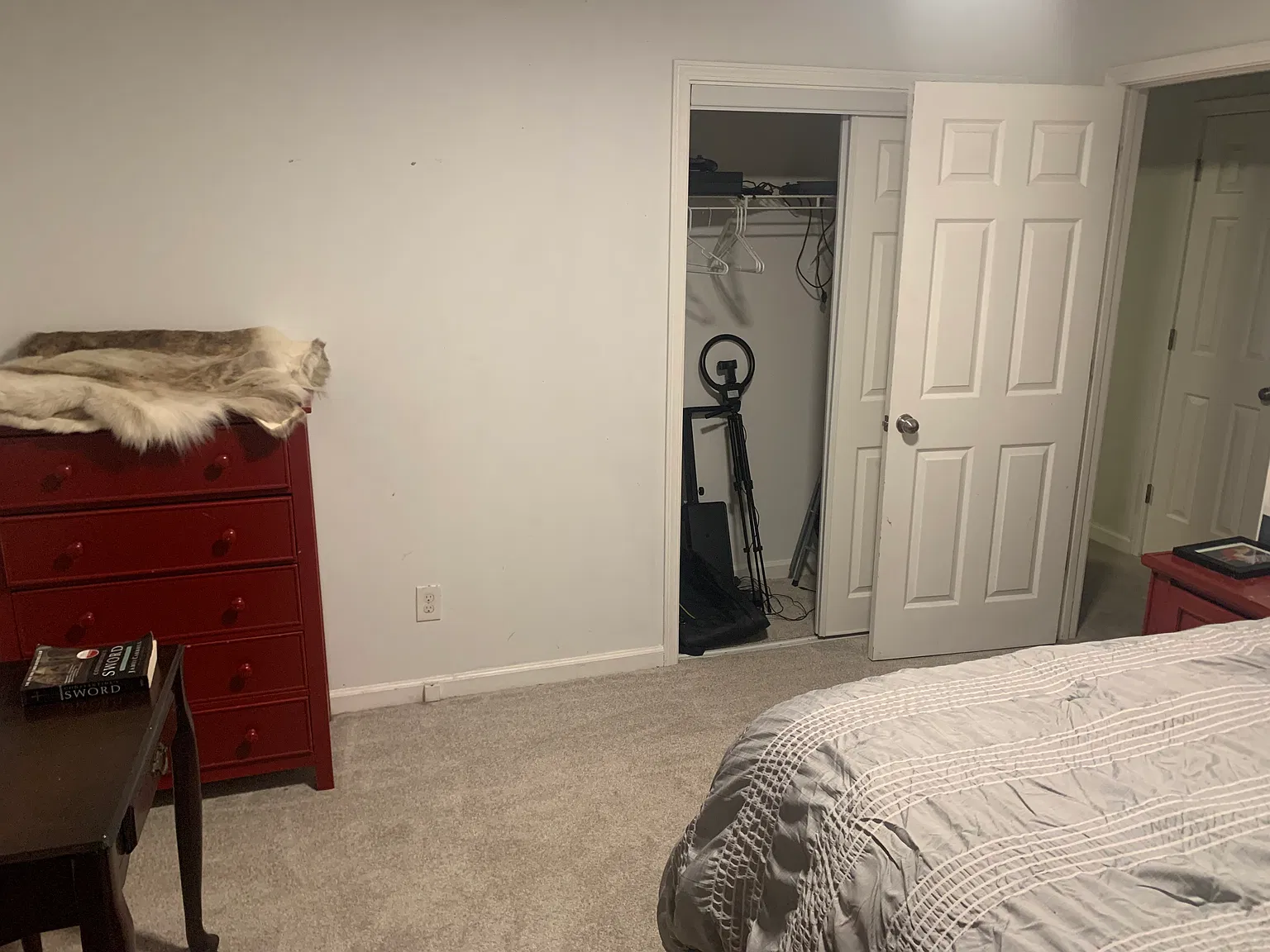 3 bed, 1400 sqft, $600 — Photo 2