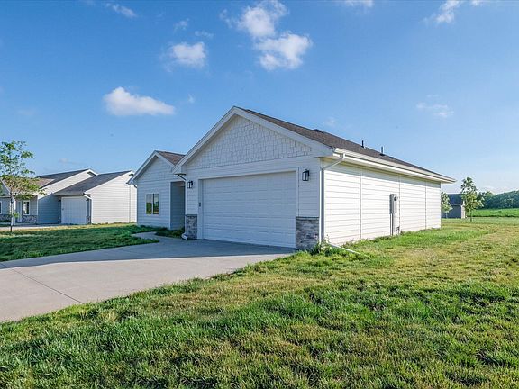 3rd image of 508 Village Dr