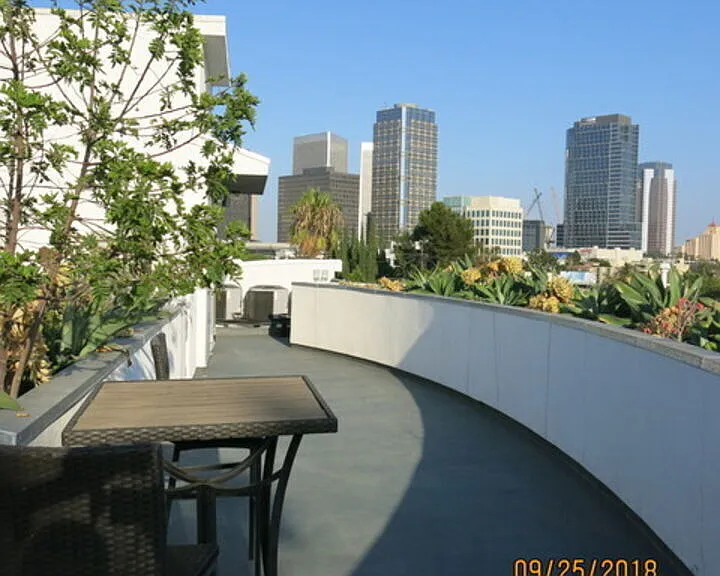 1611 S Beverly Glen Blvd #3C — Photo 15