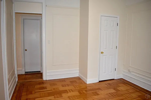 Rented by Halstead Real Estate | media 6