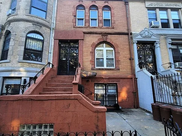 272 New York Ave, Brooklyn, NY 11216