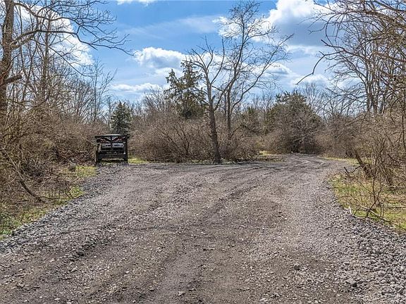 5th image of 6500 Dayton Farmersville Rd