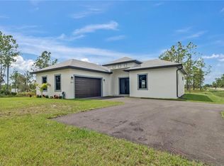 3032 41st Ave NE, Naples, FL 34120