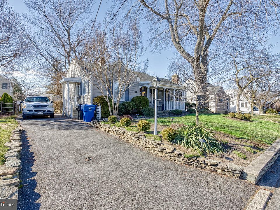126 9th St, Belford, NJ 07718 Zillow