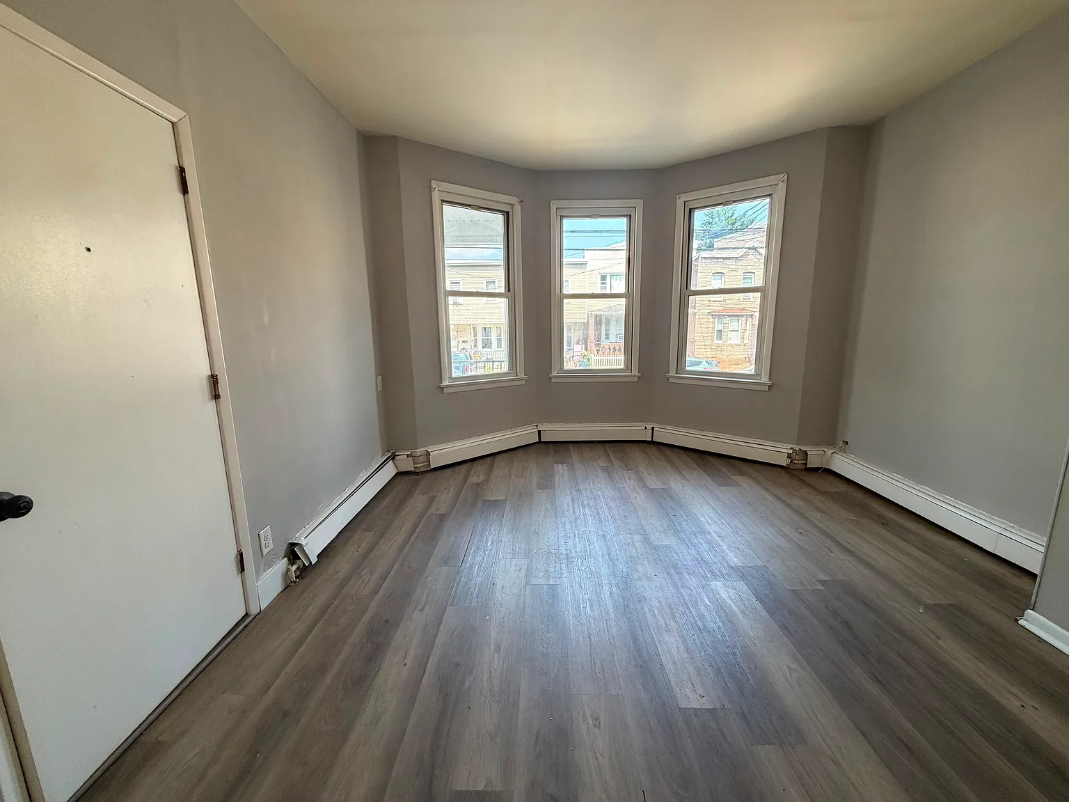 26 Andrew St — Photo 2