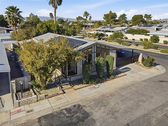 4th image of 3183 Comitan Ln