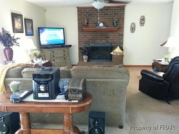 Large Great Room wFireplace