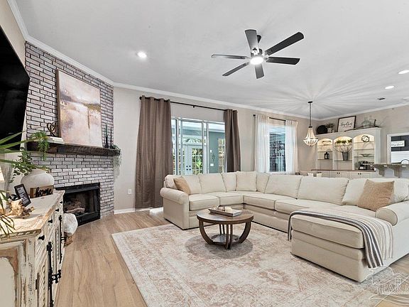 3rd image of 4473 Madura Rd