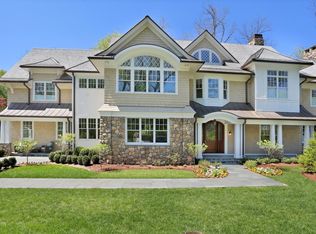 85 Indian Head Rd, Riverside, CT 06878