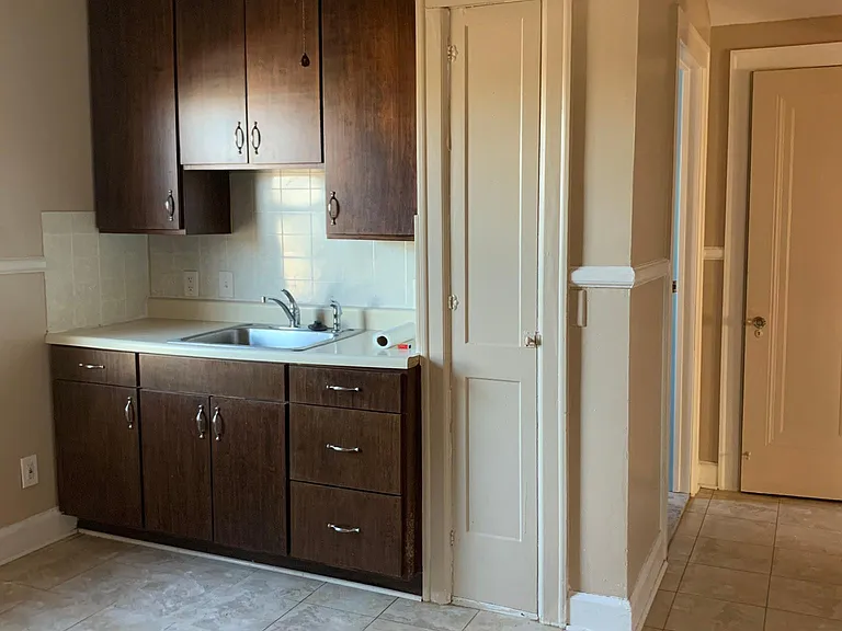 333 Highland St #2 — Photo 1