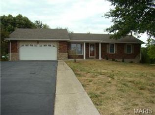 3134 Darryl Dr, Foristell, MO 63348