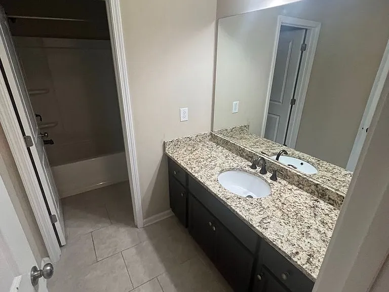 524 Tyne Dr — Photo 14