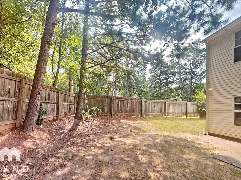 8256 Wynfield Dr — Photo 18