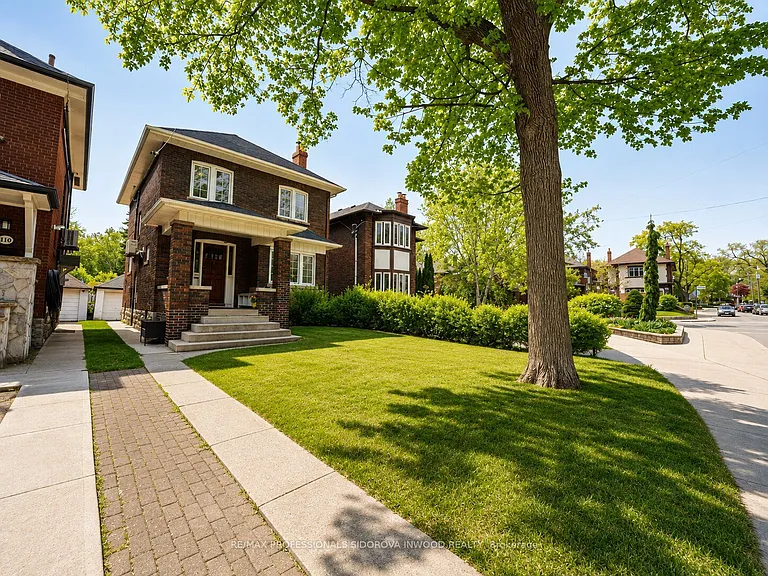 112 Clendenan Ave — Photo 1