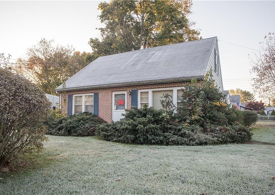 1st image of 3618 Greenway St