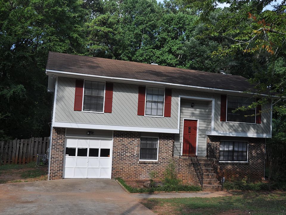 1st image of 743 Pebble Creek Dr