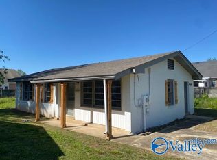 1419 Tower St, Athens, AL 35611