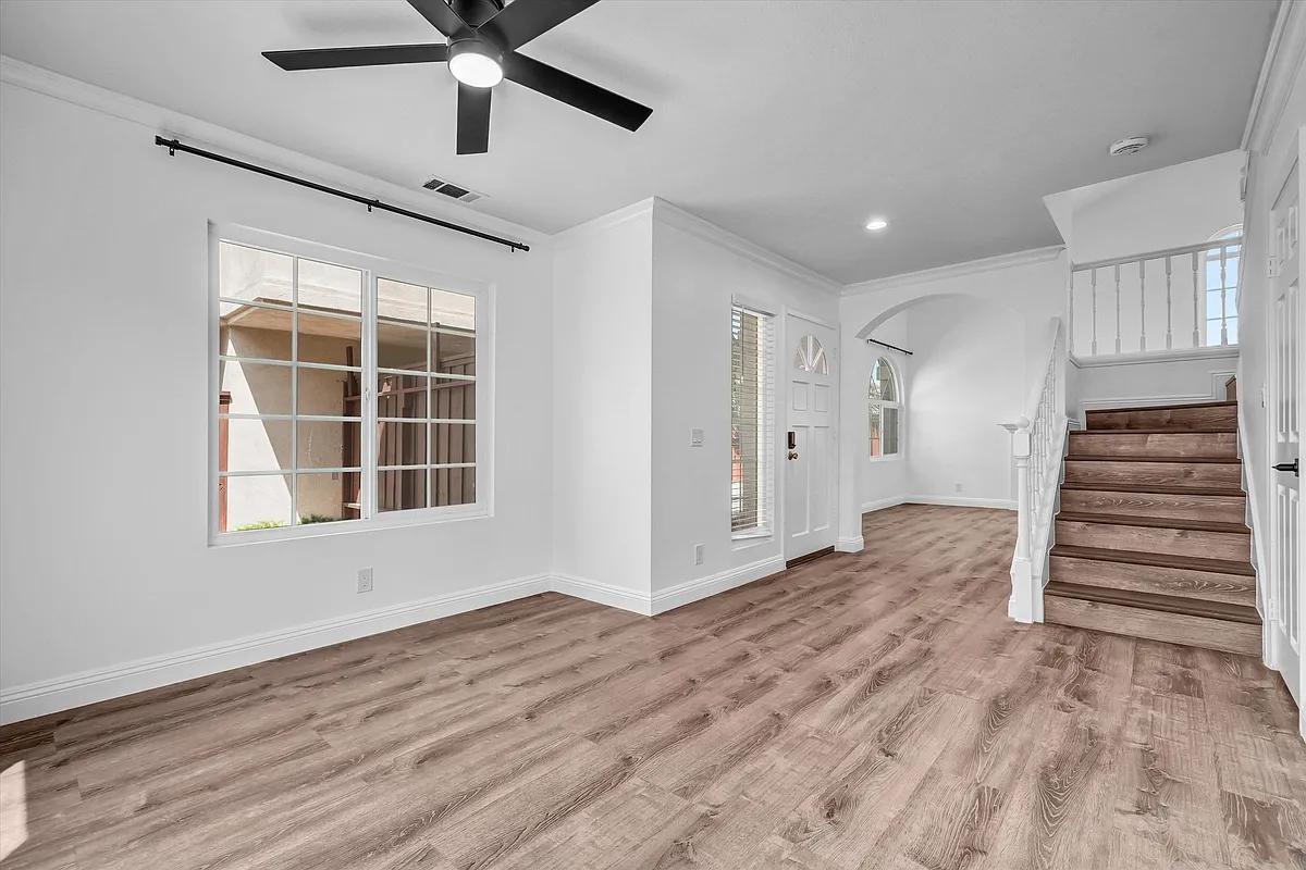 Building Photo - 331 Ogle St #B