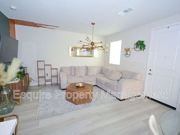 2nd image of 649 Winchester Dr