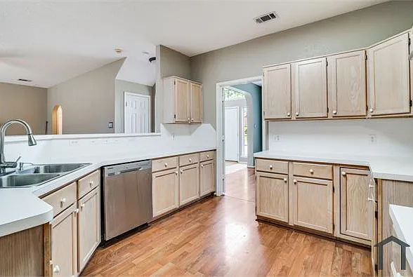 1806 Pendleton Rd — Photo 11