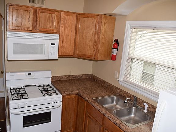 Kitchen 4