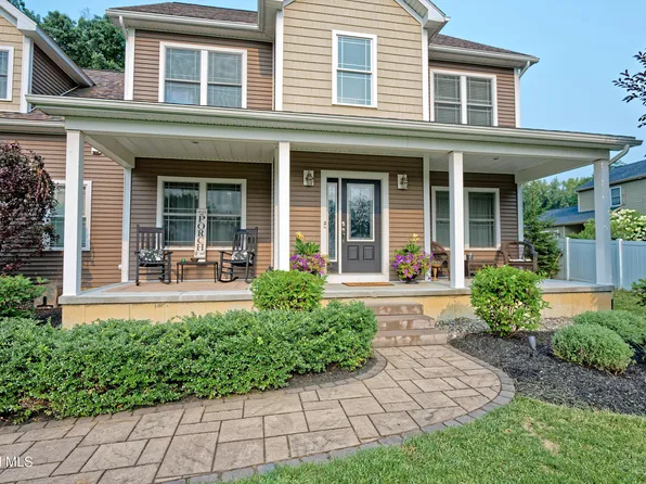 199 Maple Ave Extension, Schenectady, NY 12302