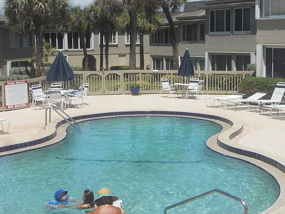 5th image of 1457 NE Ocean Blvd APT 20