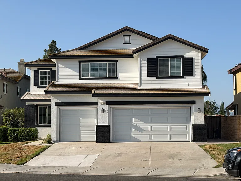 12427 Celebration Dr — Photo 1