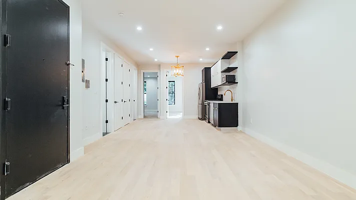 Rented by Nooklyn NYC LLC | media 62
