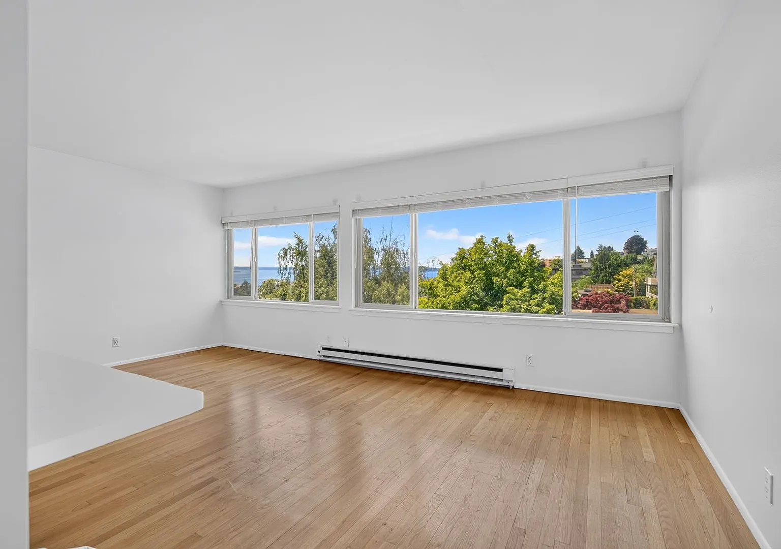 Century Terrace — Photo 3