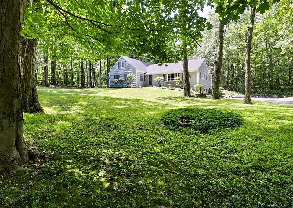 1031 Old Waterbury Rd, Southbury, CT 06488 | Zillow