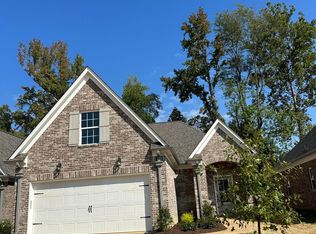 342 Flower Garden Dr, Southaven, MS 38671