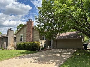 1114 SW Belle Ave, Topeka, KS 66604