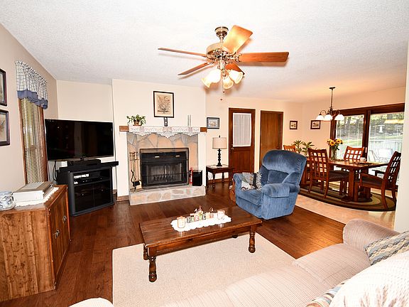 5th image of 4048 Tutwren Ct NE