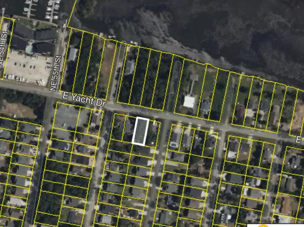 5605 E Yacht Drive, Oak Island, NC 28465