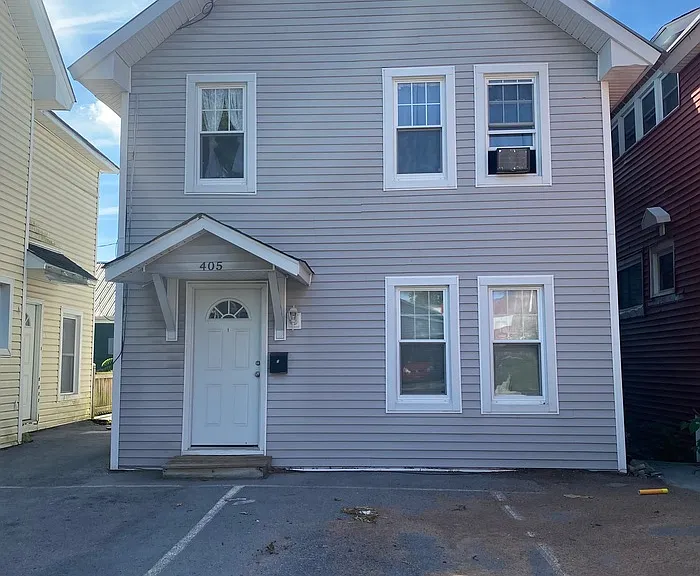 405 Budd St #4 — Photo 1