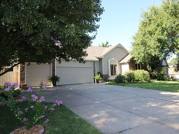 The roof is an impact-resistant roof with 50-year Presidential Shingles.