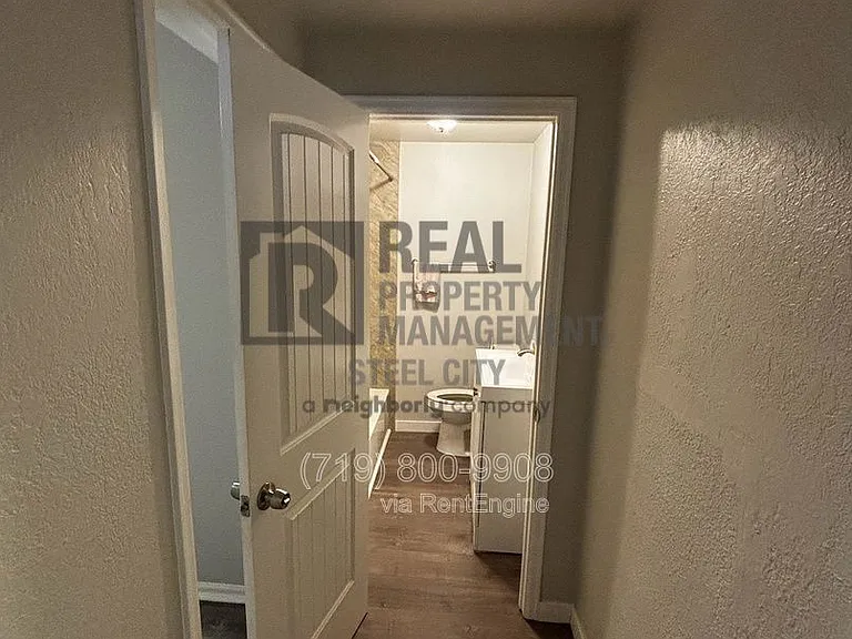 1428 E Orman Ave — Photo 10