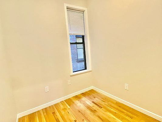 4th image of 54 E 7th St APT 11