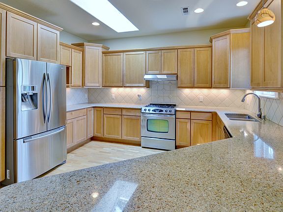 Lots of counter space