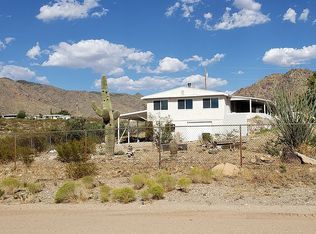 4490 N Sundown Dr, Golden Valley, AZ 86413