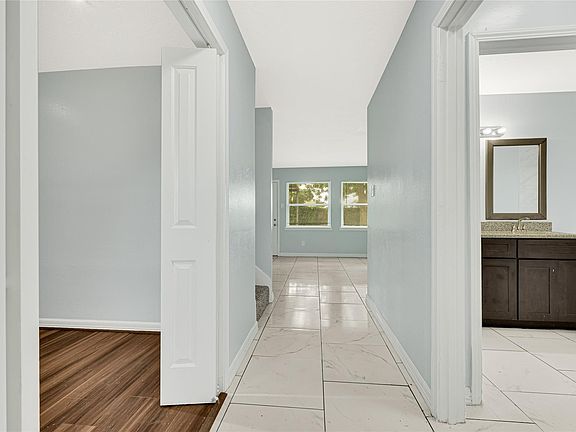 3rd image of 10507 Kirkhall Dr