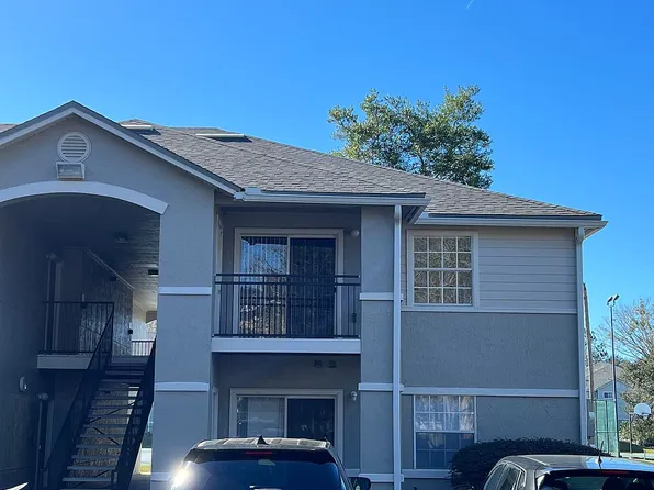 3705 SW 27th St APT 827, Gainesville, FL 32608