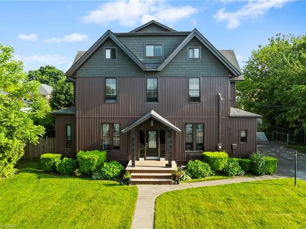 5368 Menzie St, Niagara Falls, ON L2E 2V8